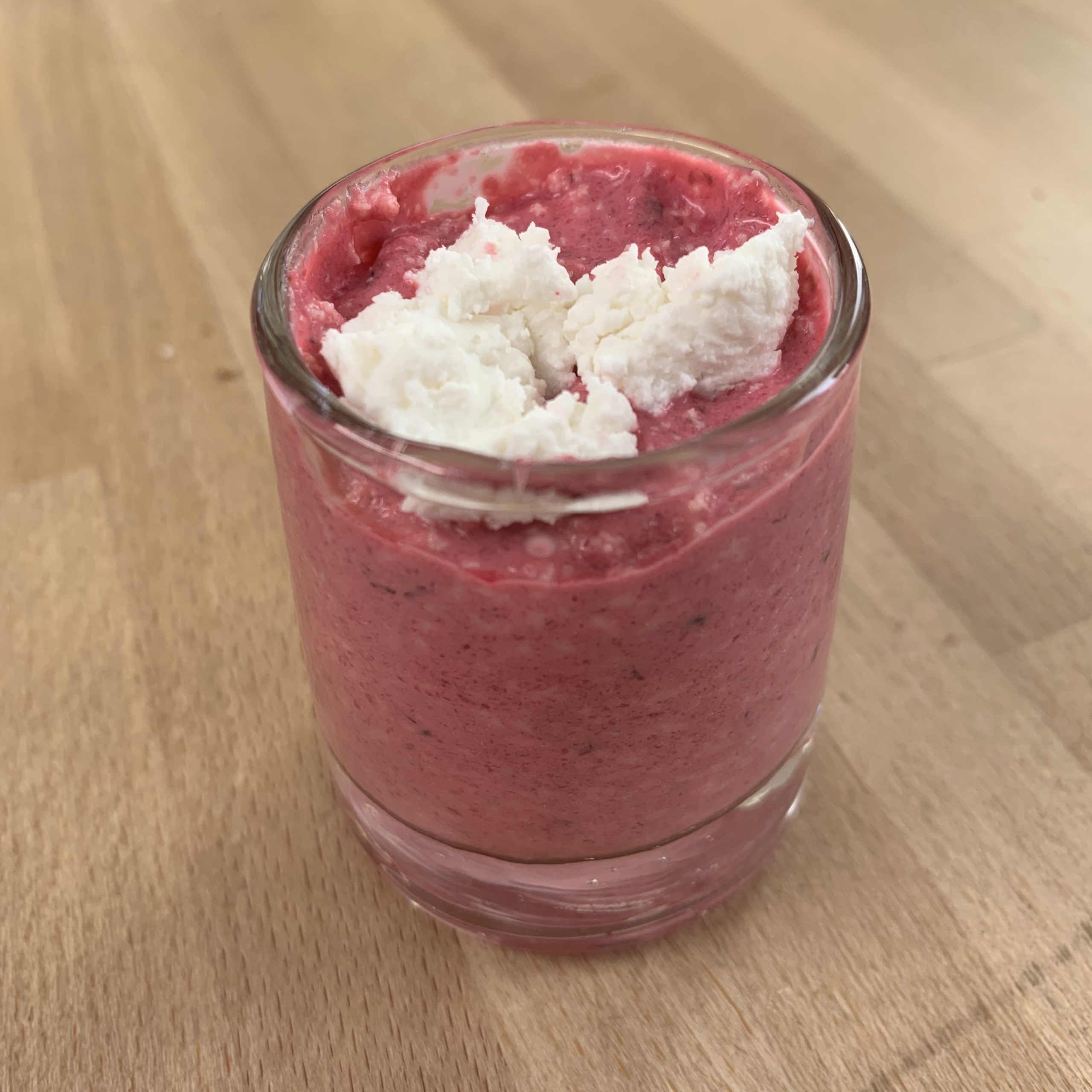 bietenmousse met geitenkaas