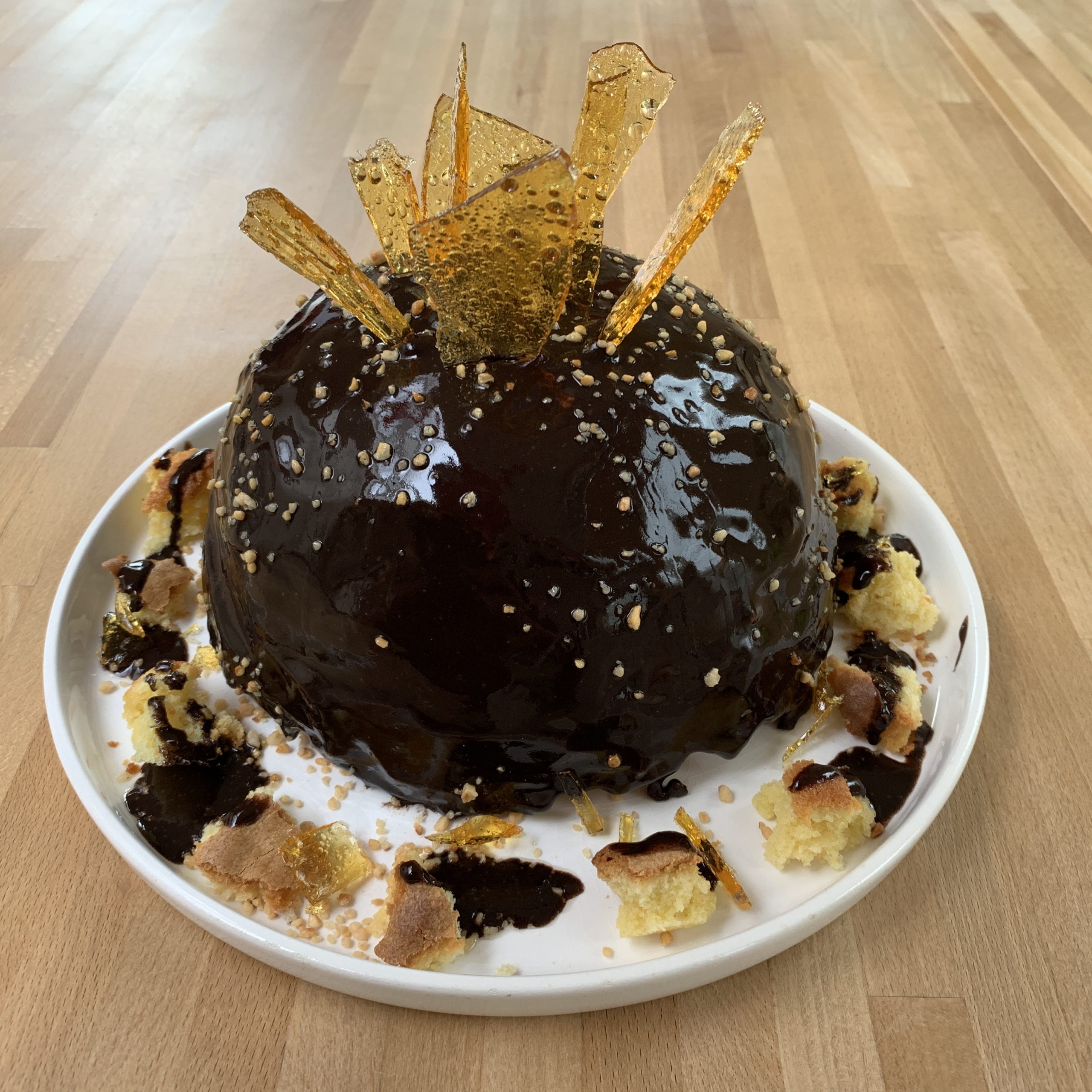 chocolade verjaardags-boltaart